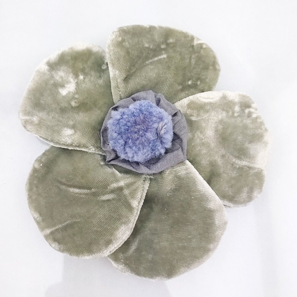 Velvet Flower Brooch made of 5 petals to form a round flower with wool pompom